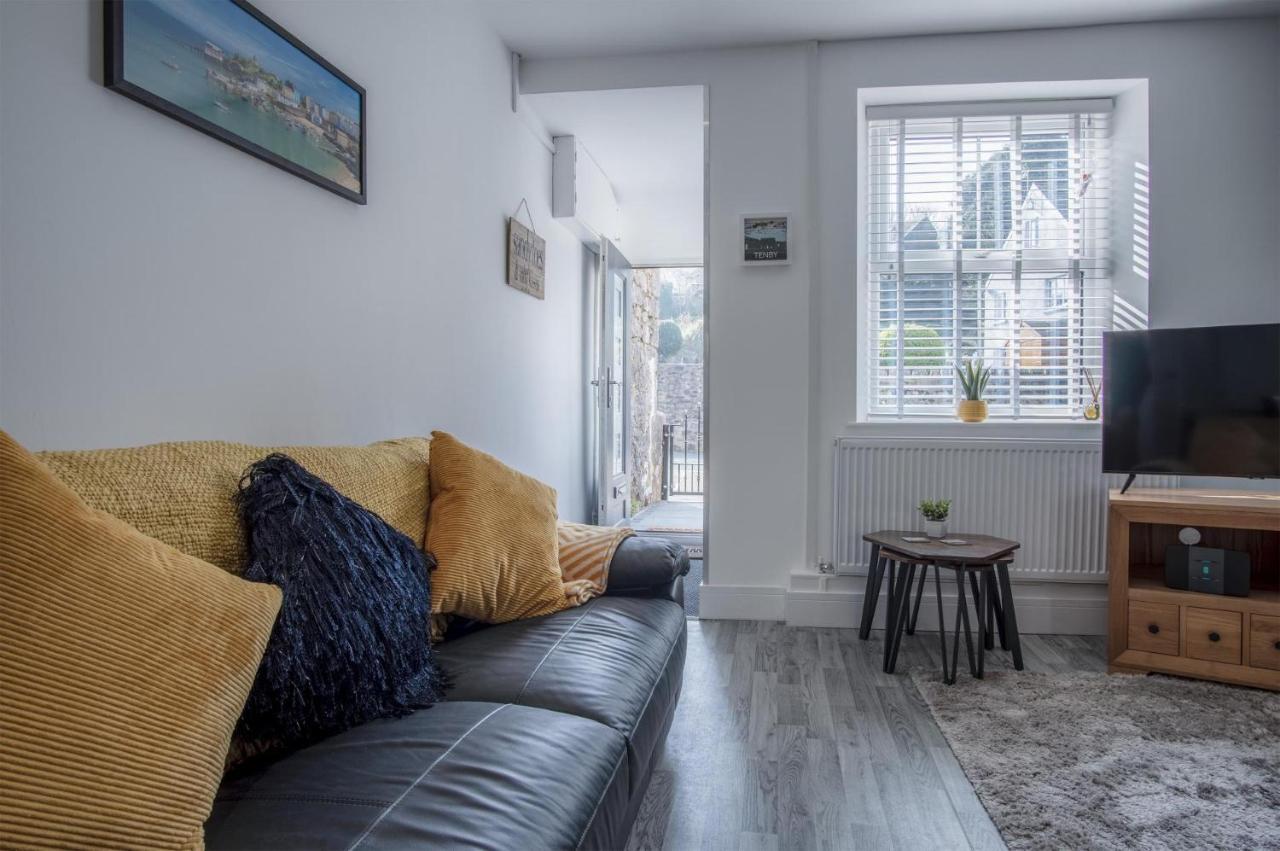 Hawtree Cottage - 2 Bedroom Cottage - Tenby Εξωτερικό φωτογραφία