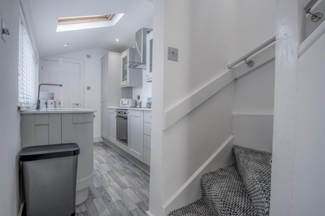 Hawtree Cottage - 2 Bedroom Cottage - Tenby Εξωτερικό φωτογραφία