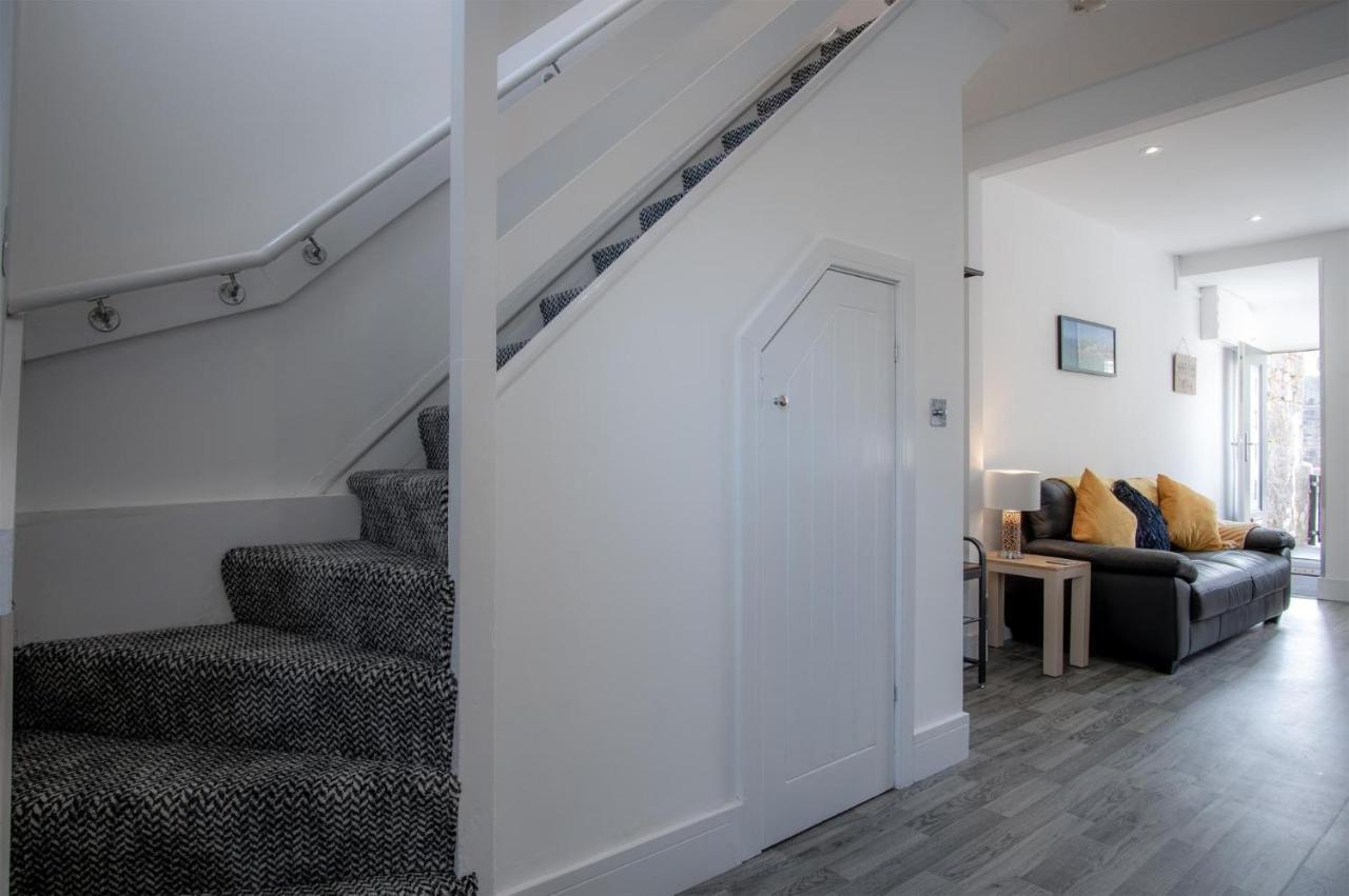 Hawtree Cottage - 2 Bedroom Cottage - Tenby Εξωτερικό φωτογραφία